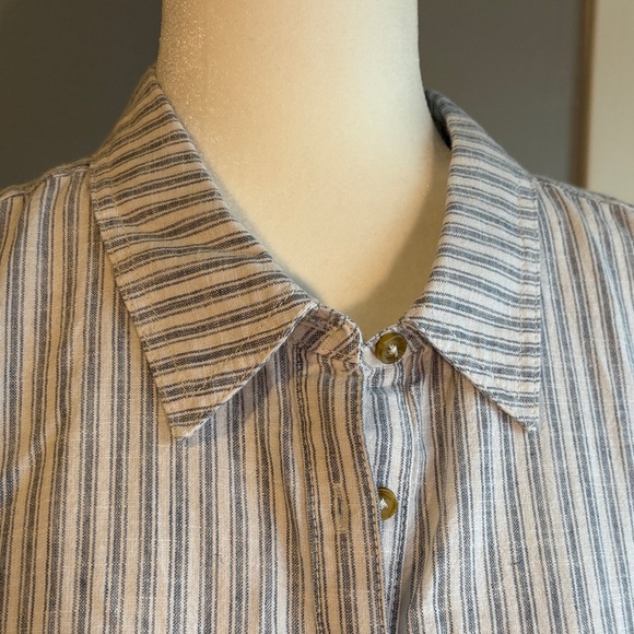 Pilcro Blue and White Striped Blouse - Picture 2 of 7